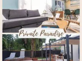 Escape & Enjoy w/ Jacuzzi + Patio, Fire Pit, Gym