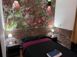 Hostel California, vacation rental in Buenos Aires