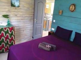 LE BUNGA g&icirc;te c&ocirc;t&eacute; canne, holiday rental in Grand-Bourg