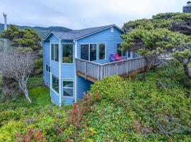 The Lakeside Caboose, casa de alquiler en un lago en Rockaway Beach