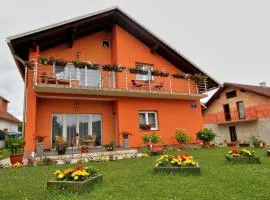 Vila Julija - Apartment & rooms