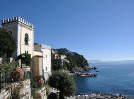 Castello Canevaro, hotell i Zoagli