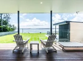 On The Corso - Sun-soaked Serenity with Lake Access