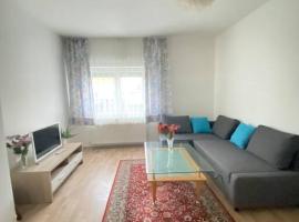 Family-friendly House in Vienna's Suburbs!, hotell i Guntramsdorf