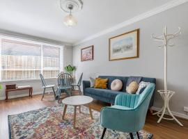 Rosewood Lodge - Cottage Charm off High Street, alquiler vacacional en Melbourne