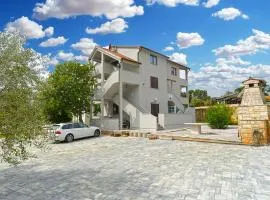 Apartments Djordjo 2295