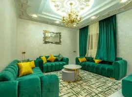 Laura Residence