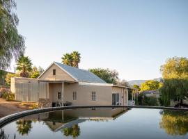 De Rusty Farm, glamping site in De Rust