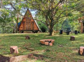 Isla Del Antoño, campingplads i Cavinti