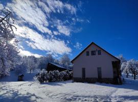 Areál Bobo, Ferienwohnung in Slatinské Lazy