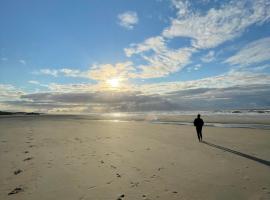 Effe Niks, cabin in Buren