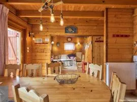 Chalet Les Brimbelles avec Jacuzzi