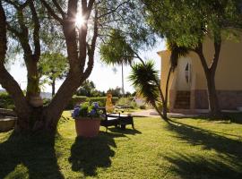 Quinta do Pinheiral, hotel with parking in Lagos