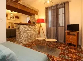 Studio du Charme Médiéval ConciergerieDameCarcas