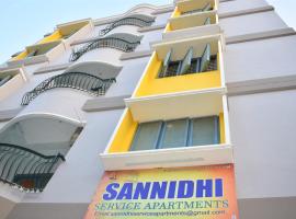Sannidhi Service Apartments, хотел в Тирупати
