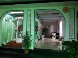 Deliya Holiday Resort, hotel mesra haiwan peliharaan di Kamburupitiya