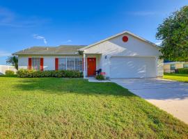 Charming St Lucie River Retreat with Pool and Dock!, βίλα σε River Park