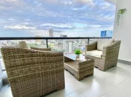 Lovely City Center Condo