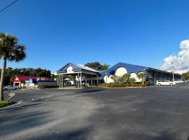 Viesnīca Days Inn by Wyndham Crystal River pilsētā Kristalrivera