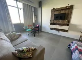 Confortável apto cama queen e sofá cama - COPACABANA