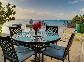 Seven Mile View Condo #2, hotelli kohteessa West Bay