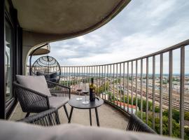 Hotel Tower I 26th floor I Boxspring I Nespresso, Ferienunterkunft in Augsburg