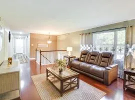 Extended Stays Welcome Waterville Retreat with Yard