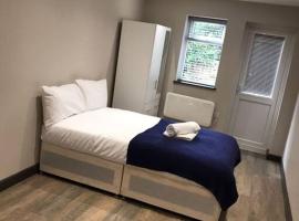 Bedfont House, apartamento em New Bedfont