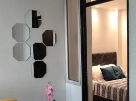 202-Cómodo y moderno apartamento de 2 habitaciones en la mejor zona céntrica de Ibagué, alojamento para férias em Ibagué