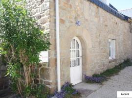 Charmante maison de pecheur dans le Golfe du Morbihan, hotel em Arzon