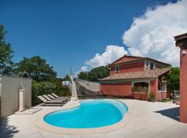 Le Gite Rouge de Bel Air, hotel com piscina em Les Taillades