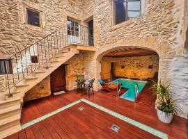 Maison provençale avec Piscine intérieure, spa et hammam à deux pas d'Uzès