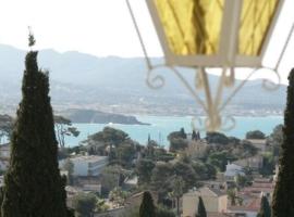 Hauts de Portissol 50 m2 terrasse 12 m2 Vue mer, beach rental sa Sanary-sur-Mer