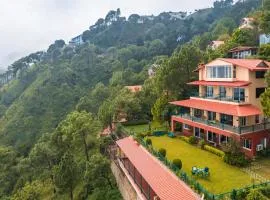 StayVista at Ludlow House 4BHK with Game zone & Sauna Room with Valley View villa in Kasauli