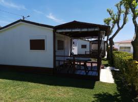 Camping Sol y Mar, hotel in Pontevedra