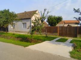 "Poetsko ćoše" Nikole Tesle 86, hotel in Morović