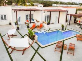 EVA Resort Aruba, hotel in Savaneta