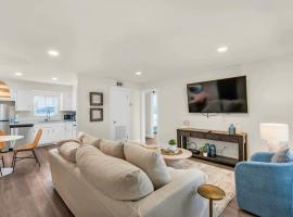 Bluefish 6 Paradise OKA Island 2BR Beauty, hotel in Fort Walton Beach
