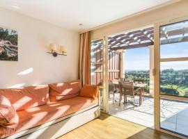 Résidence le Village de Cap Esterel - maeva Home - Appartement duplex 2 pièces 7 personnes Sélection MAE-4540, hotel in Saint-Raphaël