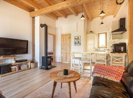 Apartm&aacute;ny pod Janovsk&yacute;m vŕ&scaron;kom, pezsgőf&uuml;rdővel rendelkező sz&aacute;lloda Plaveck&yacute; Sv&auml;t&yacute; Mikul&aacute;&scaron; v&aacute;ros&aacute;ban