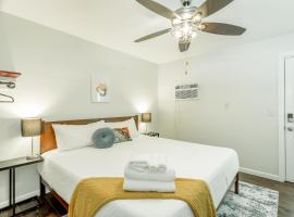 14 The Nelson Room - A PMI Scenic City Vacation Rental: Chattanooga şehrinde bir otoparklı otel