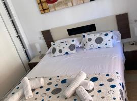 Torrevieja Rooms-Habitaciones, homestay in Torrevieja