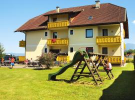 Apartment in St Kanzian 800 m from the lake, hotel with parking in Srejach