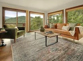 Stunning View House - 15-min to Town - Evergreen