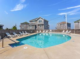 3 BR Semi-Soundfront Dog Friendly Hot Tub, hotel with jacuzzis in Avon
