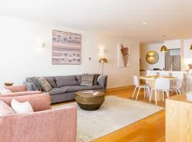 The Rox - Luxe Hobart City Apartment