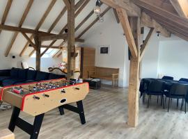 Gîte spacieux 10 pers à Vagney - Sauna, jeux, proche Gérardmer - FR-1-589-400, hotel in Vagney