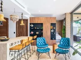 Cenote & Luxury Condo Studio