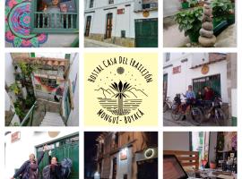 Hostal Casa del Frailejón - Café เกสต์เฮาส์ในมอนกี