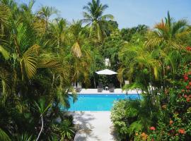 Hotel Villa Del Sol, hotell i Coco